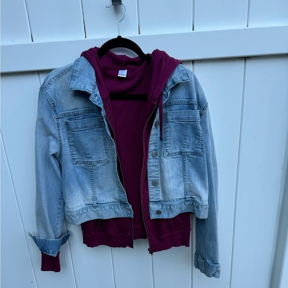 Maroon Bongo hoodie paired with Anna jean jacket - Picture 2 of 3